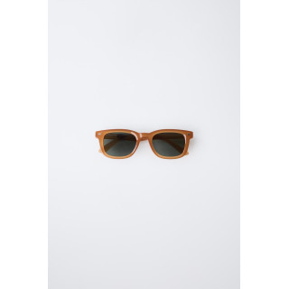 КВАДРАТНЫЕ СОЛНЦЕЗАЩИТНЫЕ ОЧКИ С ПОЛУПРОЗРАЧНОЙ ОПРАВОЙ