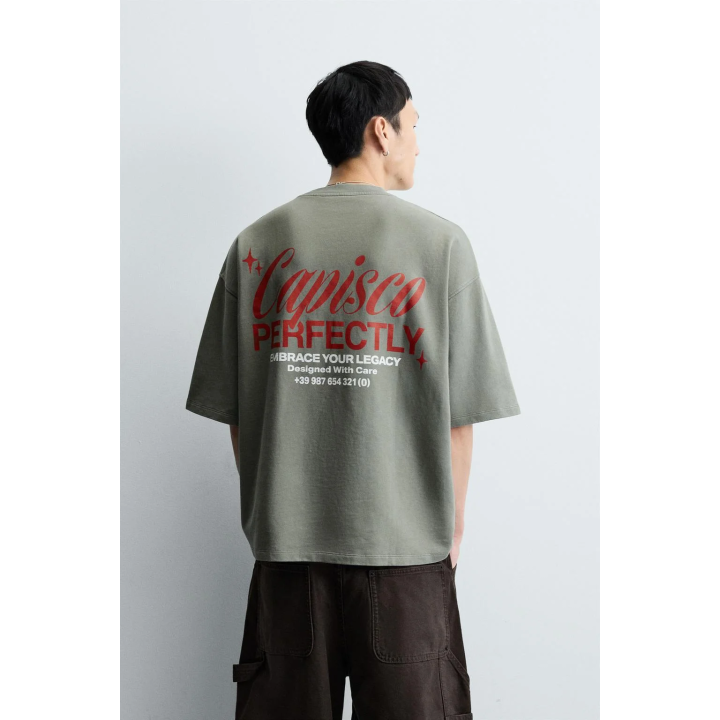 ТОЛСТОВКА С ЭФФЕКТОМ ПОТЕРТОСТИ И НАДПИСЯМИ