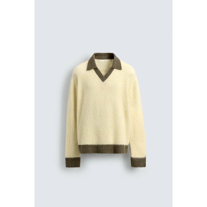 ПОЛО ИЗ ТРИКОТАЖА С КОНТРАСТНЫМИ ЭЛЕМЕНТАМИ И ШЕРСТЬЮ