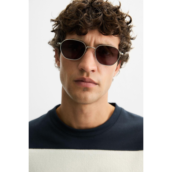 ТОЛСТОВКА В КОНТРАСТНУЮ ПОЛОСКУ