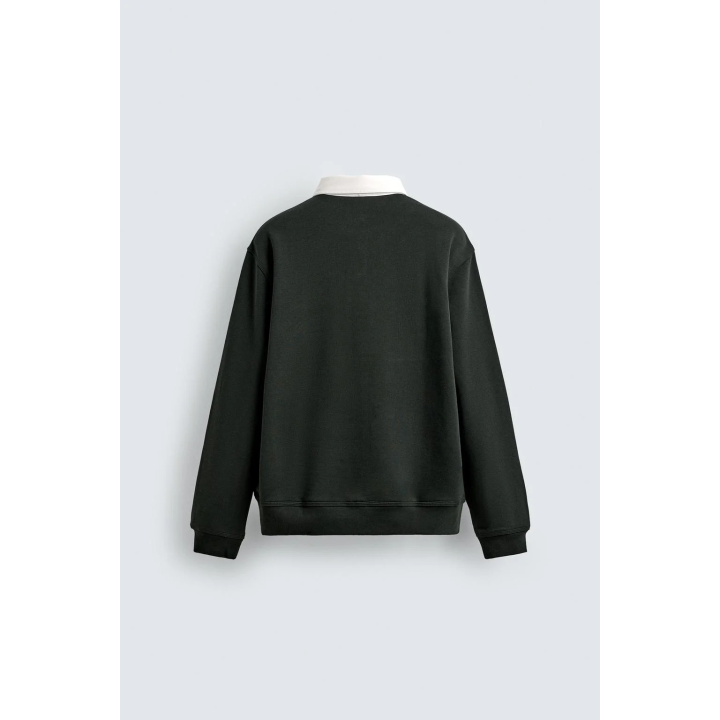 ТОЛСТОВКА-ПОЛО С КОНТРАСТНЫМ ВОРОТНИКОМ