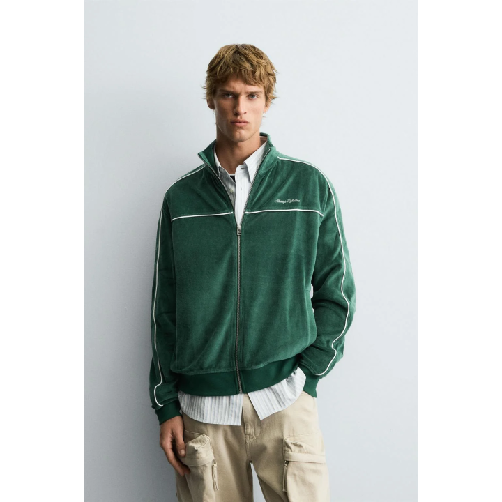 ВЕЛЮРОВАЯ ТОЛСТОВКА НА МОЛНИИ