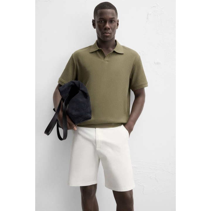 ПОЛО С ВЕРТИКАЛЬНЫМ РЕЛЬЕФНЫМ УЗОРОМ