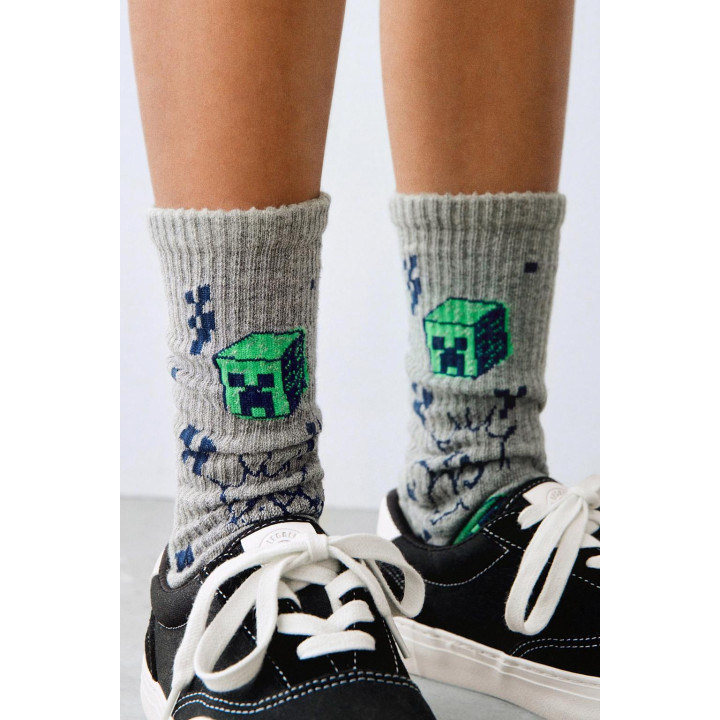 Набор из двух пар длинных носков minecraft © mojang ab. ™