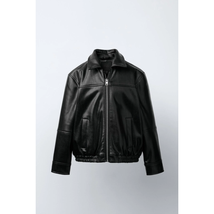 БОМБЕР ИЗ ИСКУССТВЕННОЙ КОЖИ