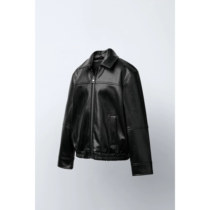 БОМБЕР ИЗ ИСКУССТВЕННОЙ КОЖИ