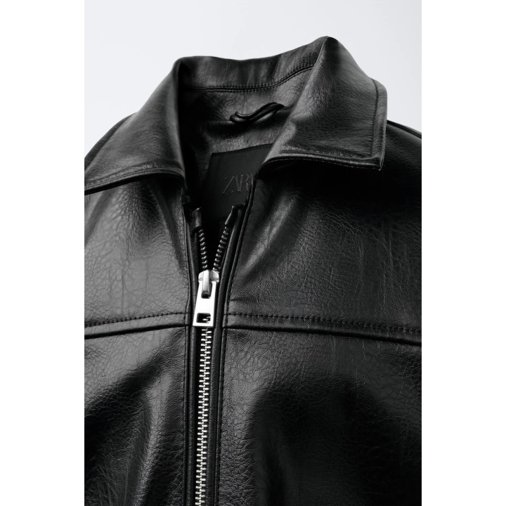 БОМБЕР ИЗ ИСКУССТВЕННОЙ КОЖИ