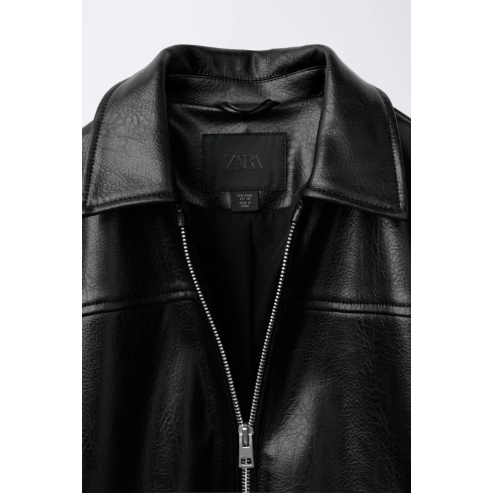 БОМБЕР ИЗ ИСКУССТВЕННОЙ КОЖИ