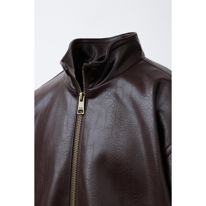 КУРТКА ИЗ ИСКУССТВЕННОЙ КОЖИ