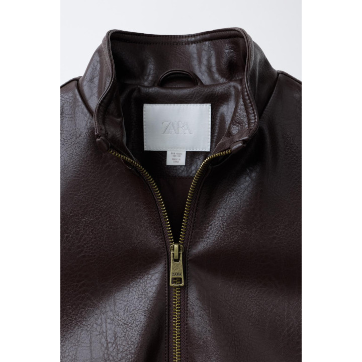 КУРТКА ИЗ ИСКУССТВЕННОЙ КОЖИ