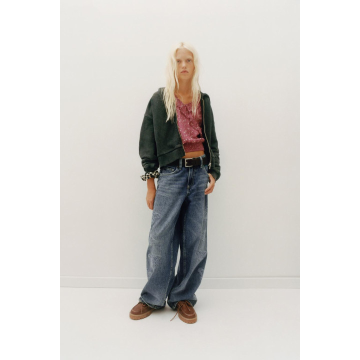 ДЖИНСЫ WIDE LEG С БАБОЧКАМИ