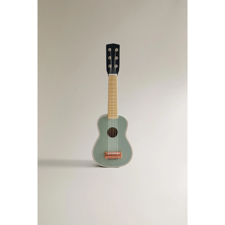 Детская игрушечная гитара