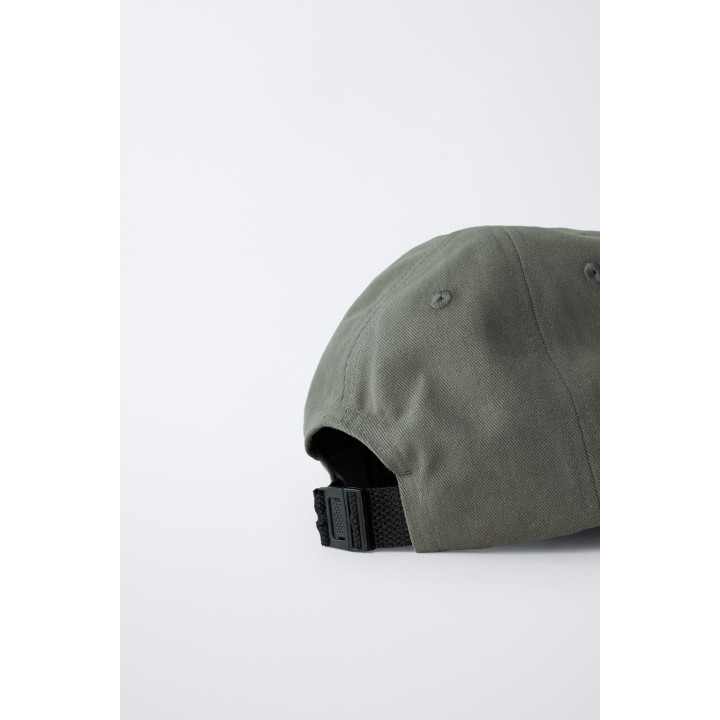 КЕПКА С НАШИВКАМИ SNOOPY PEANUTS™