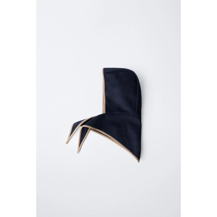 Шерстяная куртка с капюшоном