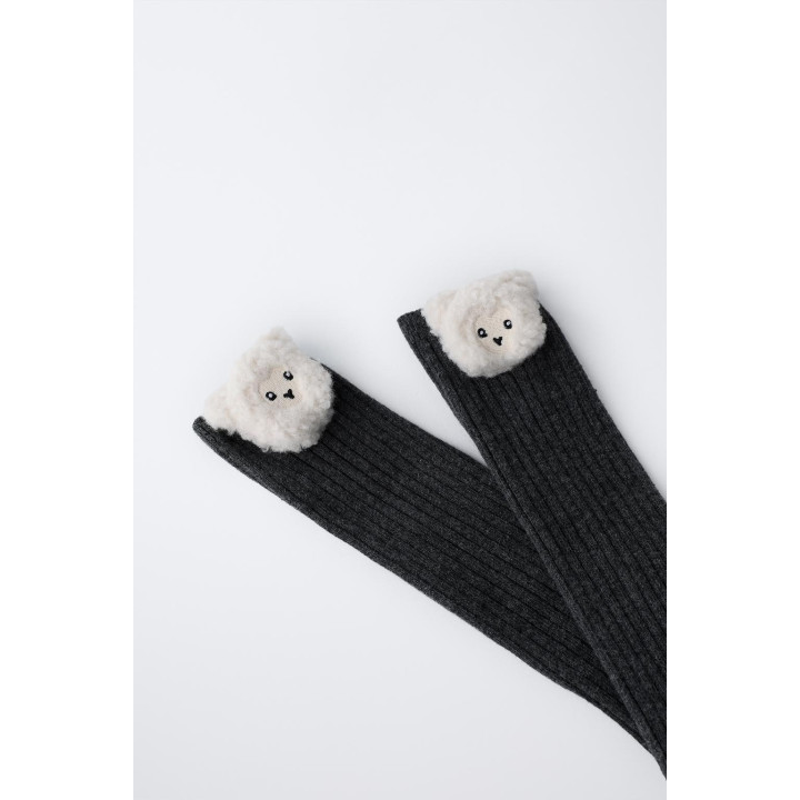 Длинные вязаные носки с деталью животного