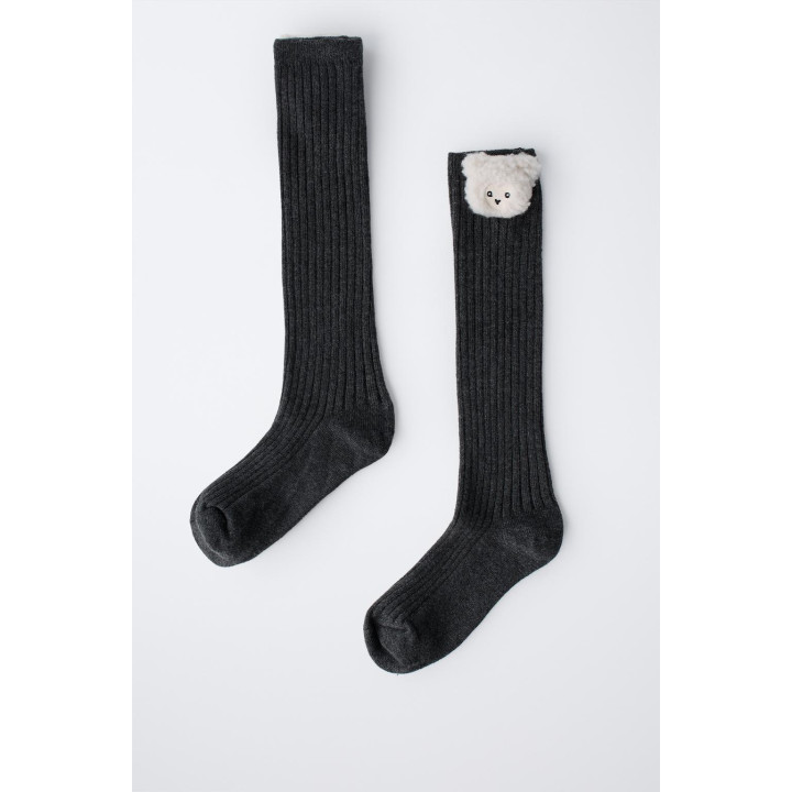 Длинные вязаные носки с деталью животного