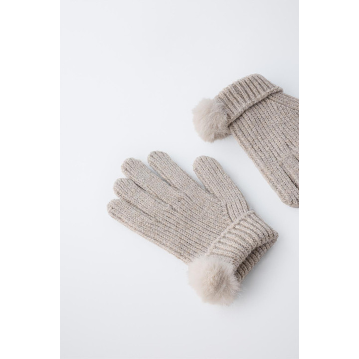 ТРИКОТАЖНЫЕ ПЕРЧАТКИ С ПОМПОНОМ