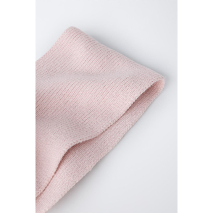 Вязанный шарф с помпонами