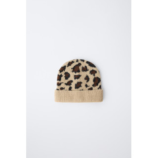 ТРИКОТАЖНАЯ ШАПКА С АНИМАЛИСТИЧЕСКИМ ПРИНТОМ