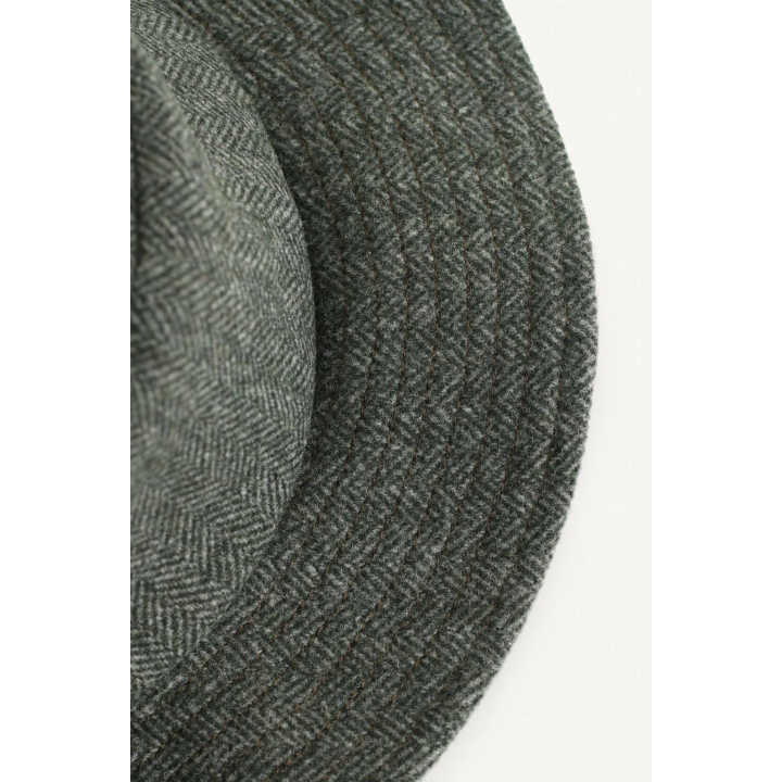 Шапка в елочный узор из ограниченной коллекции с шерстью