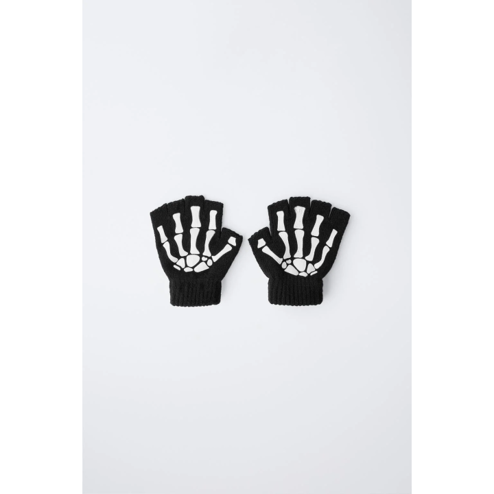 ВЯЗАНЫЕ МИТЕНКИ С КАРНАВАЛЬНЫМ ПРИНТОМ «СКЕЛЕТ»