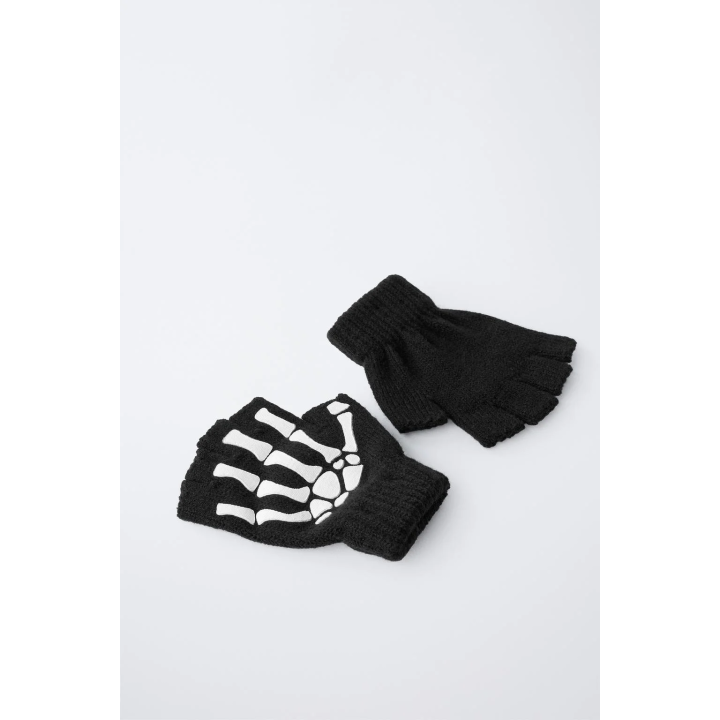 ВЯЗАНЫЕ МИТЕНКИ С КАРНАВАЛЬНЫМ ПРИНТОМ «СКЕЛЕТ»