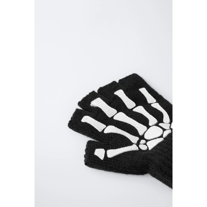 ВЯЗАНЫЕ МИТЕНКИ С КАРНАВАЛЬНЫМ ПРИНТОМ «СКЕЛЕТ»