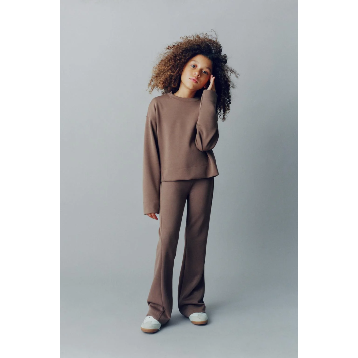 РАСКЛЕШЕННЫЕ БРЮКИ С МОДАЛОМ