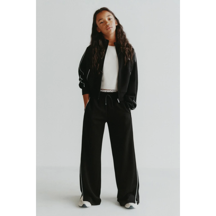 БРЮКИ С МОДАЛОМ И КОНТРАСТНОЙ ОТДЕЛКОЙ