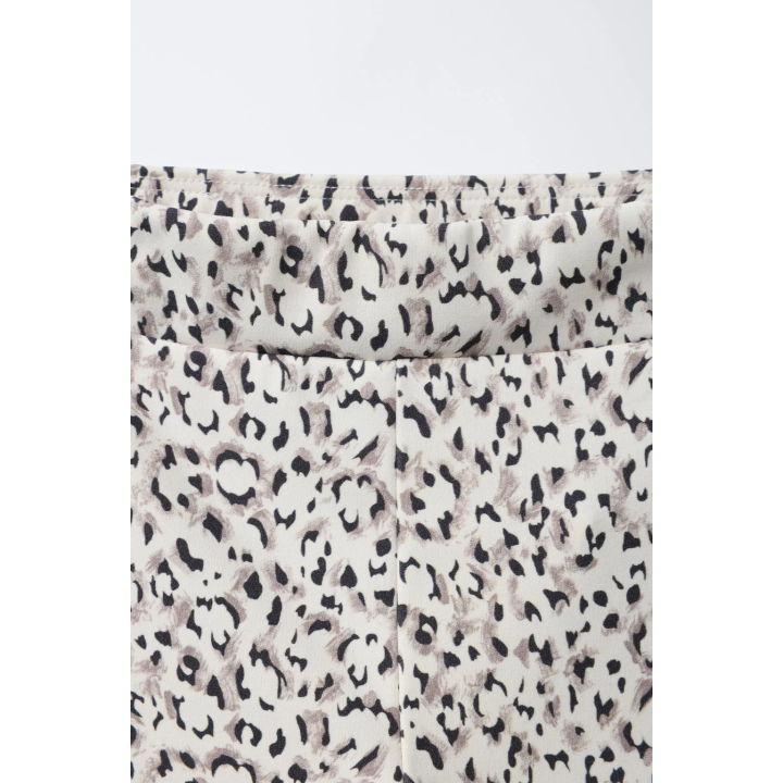 Леггинсы с диковинным животным принтом