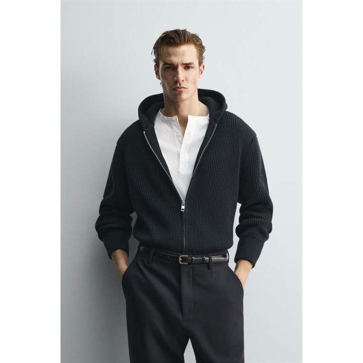 УКОРОЧЕННЫЙ КАРДИГАН С КАПЮШОНОМ — LIMITED EDITION