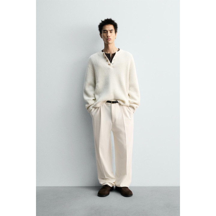 СВИТЕР С ВОРОТНИКОМ «ХЕНЛИ»