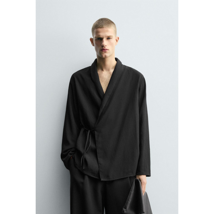 РУБАШКА-КИМОНО ИЗ РЕЛЬЕФНОЙ ТКАНИ