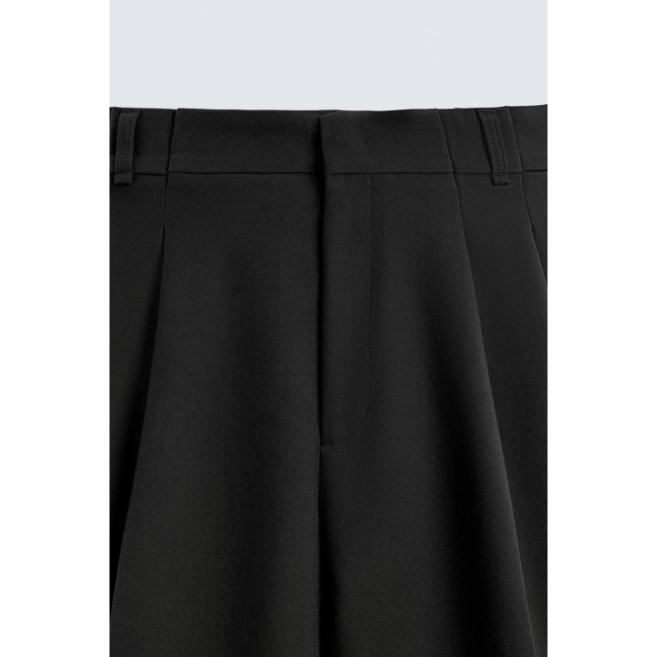 БРЮКИ WIDE FIT СО СКЛАДКАМИ