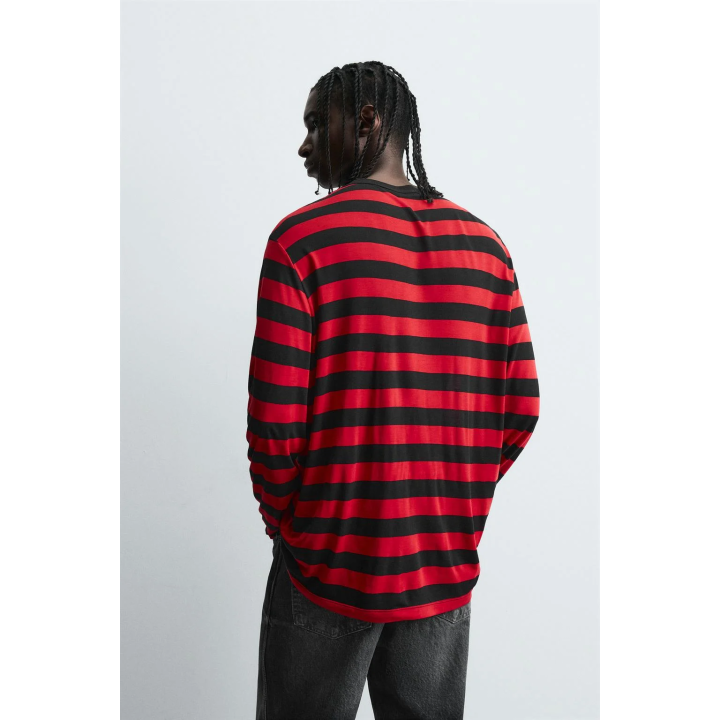 ФУТБОЛКА В ПОЛОСКУ С КОНТРАСТОМ