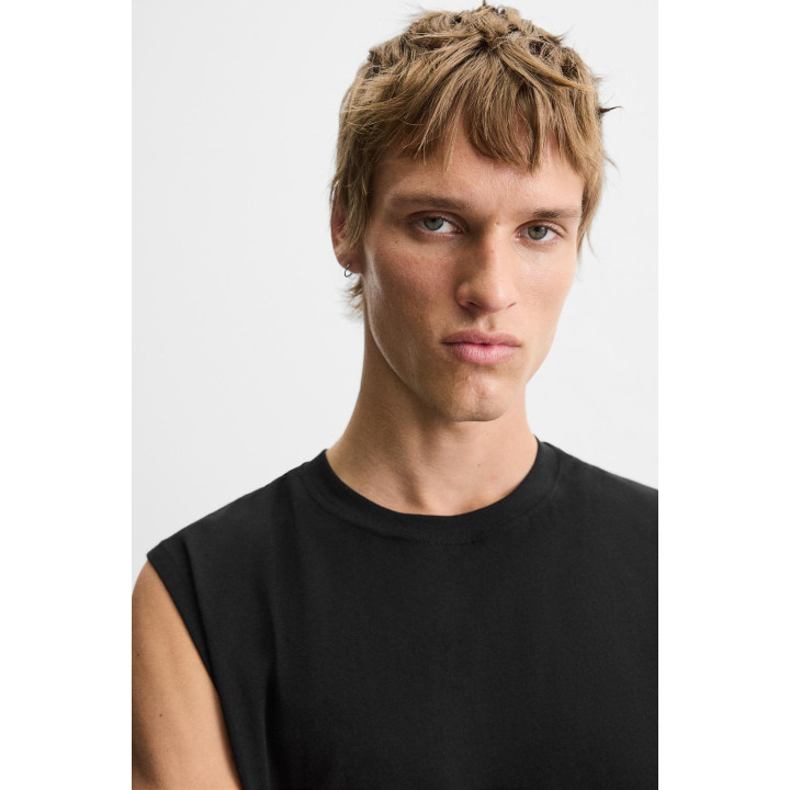 Футболка оверсайз без рукавов