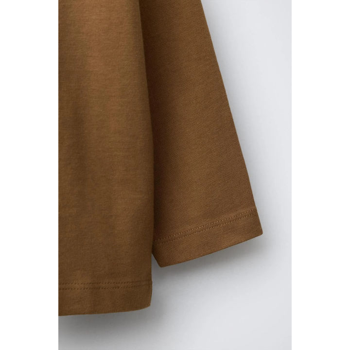 ФУТБОЛКА С ПРОРЕЗИНЕННЫМ ПРИНТОМ ЖИВОТНОГО