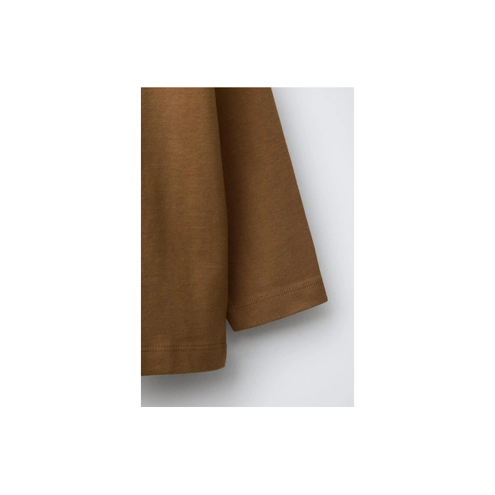 ФУТБОЛКА С ПРОРЕЗИНЕННЫМ ПРИНТОМ ЖИВОТНОГО