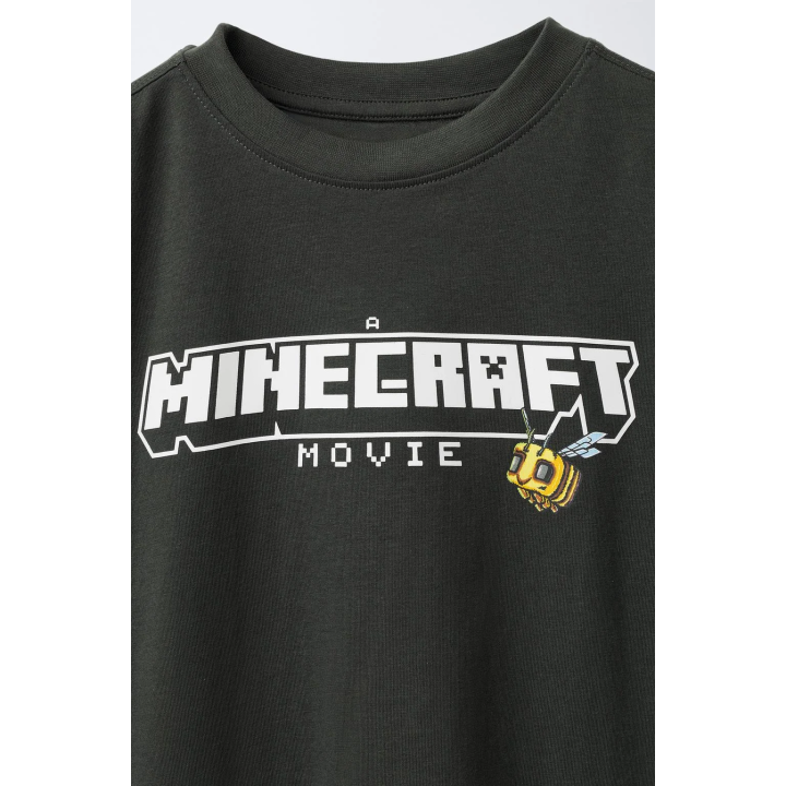 ФУТБОЛКА С ПРИНТОМ MINECRAFT © MOJANG AB. ™