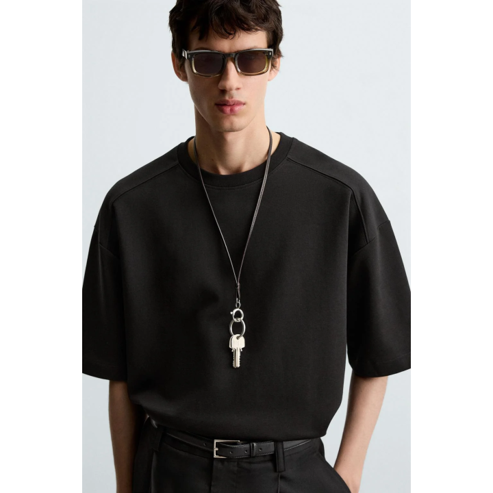 ТОЛСТОВКА INTERLOCK ИЗ РЕЛЬЕФНОЙ ТКАНИ