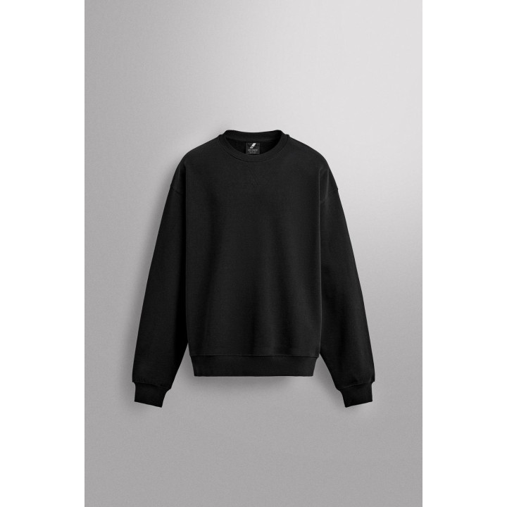 ТОЛСТОВКА С КРУГЛЫМ ВЫРЕЗОМ