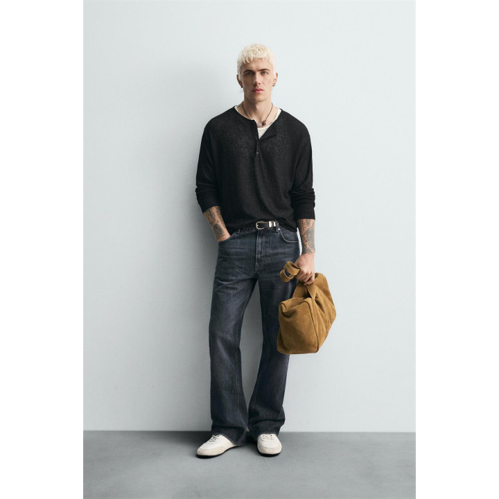 ТРИКОТАЖНАЯ ФУТБОЛКА С ВОРОТНИКОМ НА ПУГОВИЦАХ