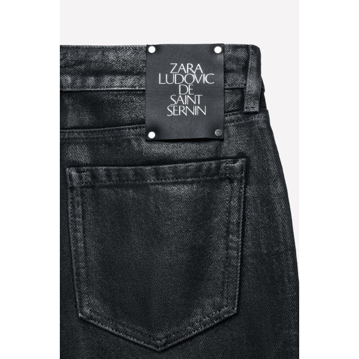 Джинсы с широкими штанинами из воскованного хлопка ludovic de saint sernin x zara