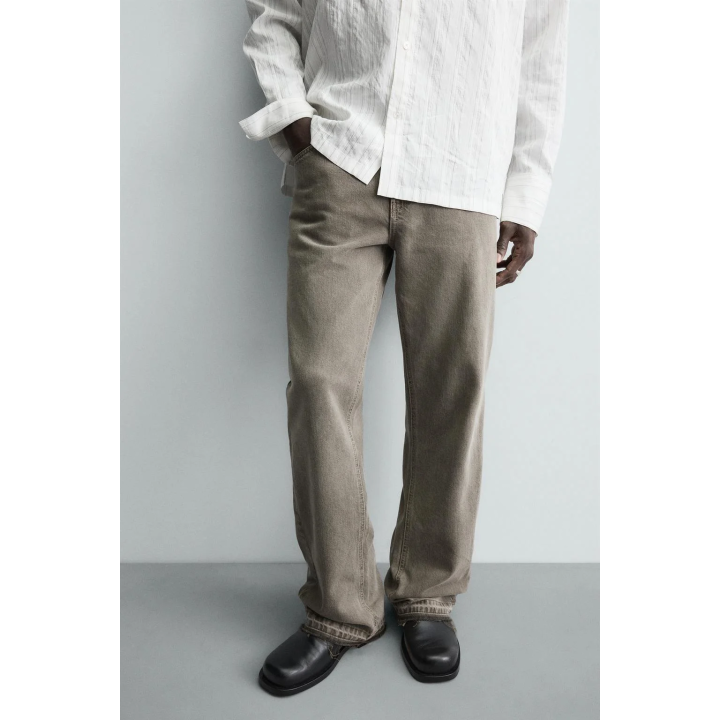 Джинсы с расклешенными брючинами flare fit