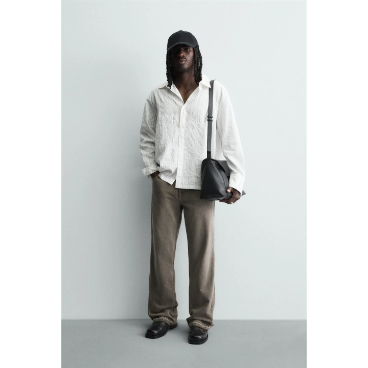 Джинсы с расклешенными брючинами flare fit