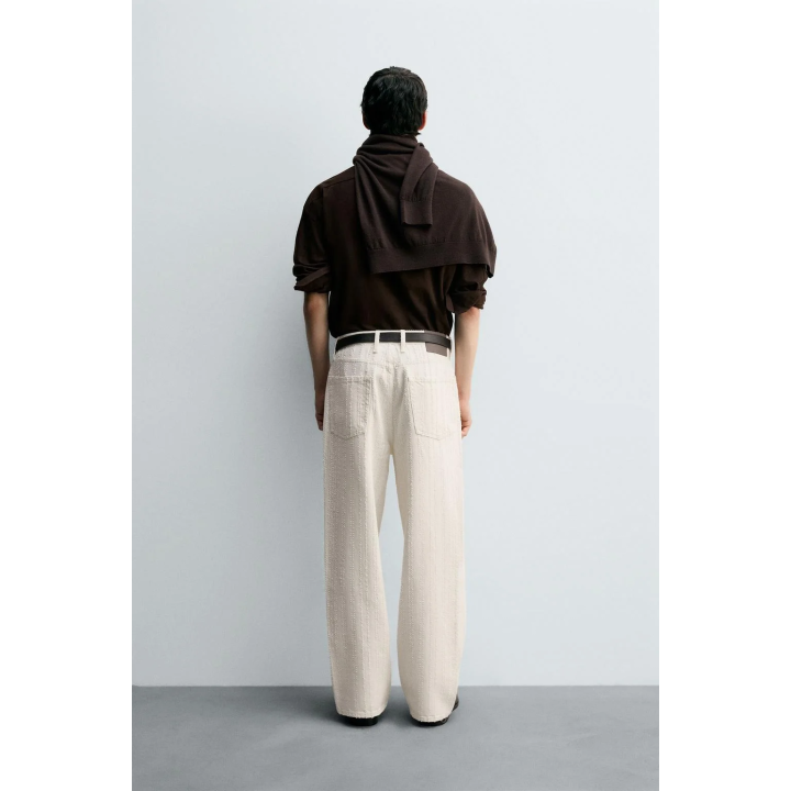 ДЖИНСЫ В ПОЛОСКУ С РЕЛЬЕФНЫМ УЗОРОМ