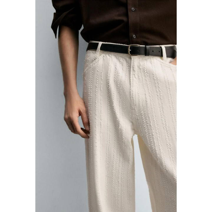 ДЖИНСЫ В ПОЛОСКУ С РЕЛЬЕФНЫМ УЗОРОМ