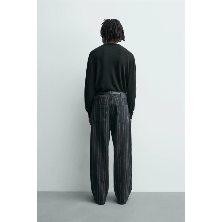 Джинсы в полоску свободного кроя