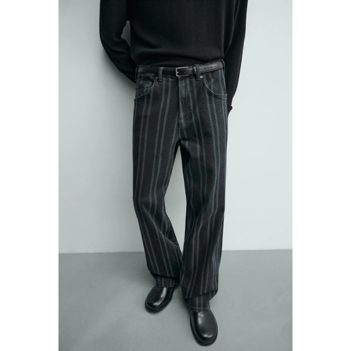 Джинсы в полоску свободного кроя