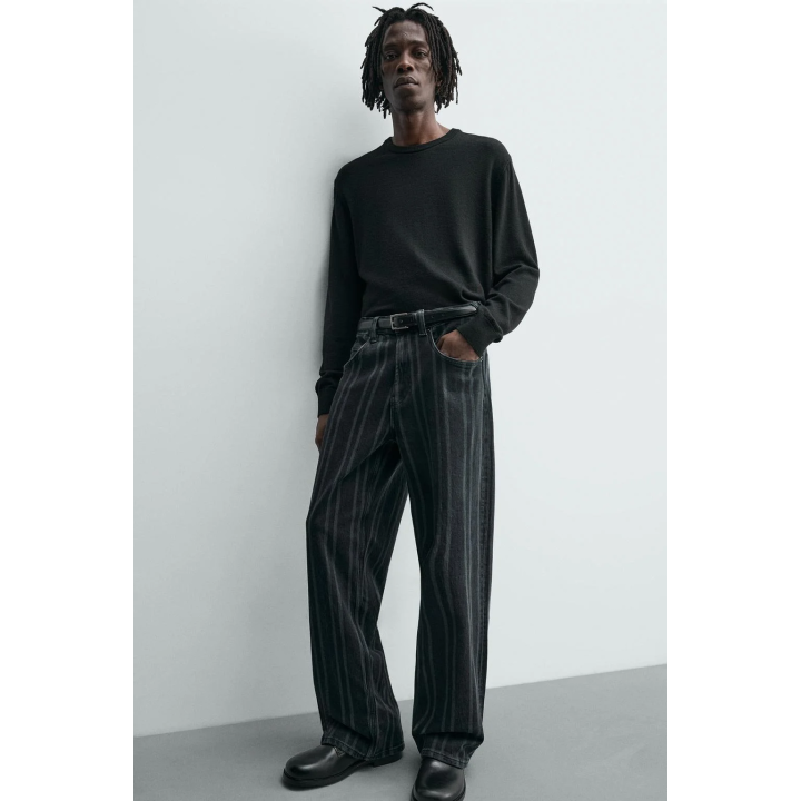 Джинсы в полоску свободного кроя